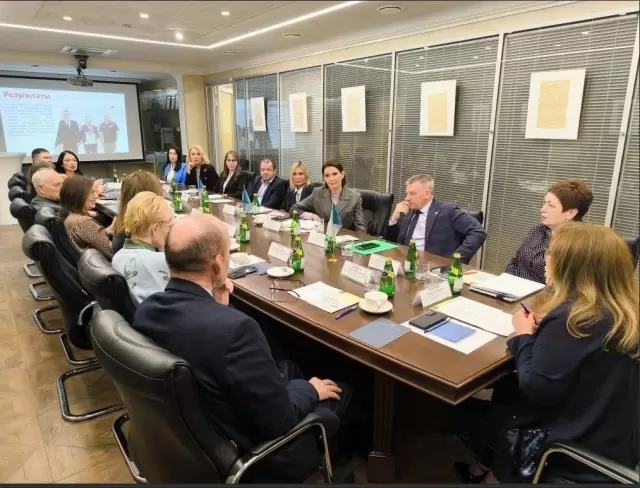 Роль нотариата между государством и обществом обсудили на круглом столе в Челябинске